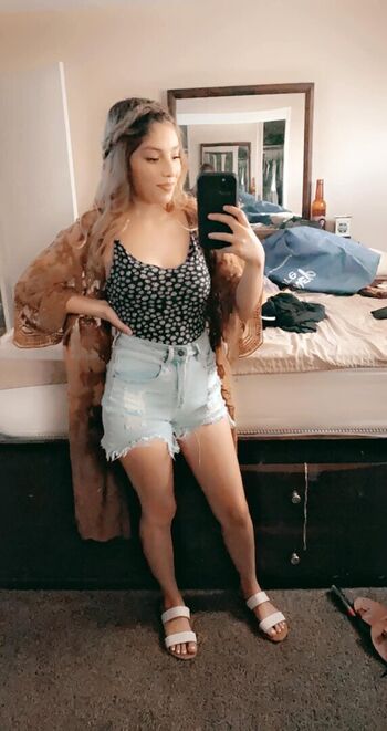 Full leaked Loovee seeniaa private photo