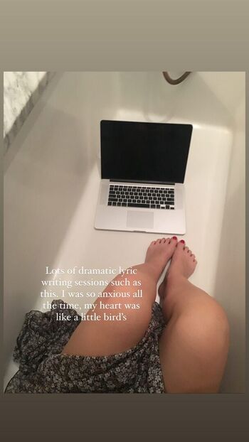 Full leaked Lorde private photo