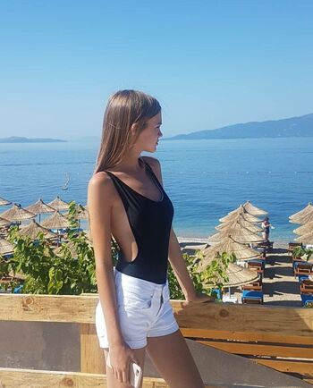 Full leaked Loresa hamita private photo