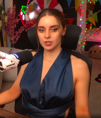 Full leaked Loserfruit private photo