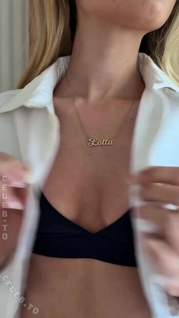 Lotta Emilie Stichler