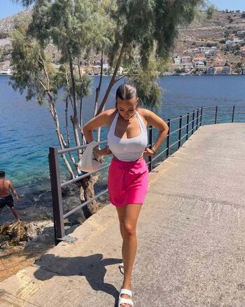 Full leaked Lou paul private photo