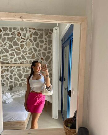 Full leaked Lou paul private photo