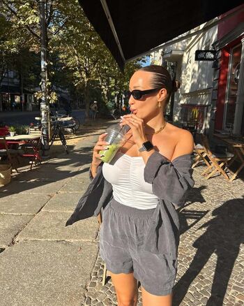 Full leaked Lou paul private photo