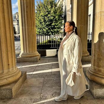 Full leaked Lou paul private photo