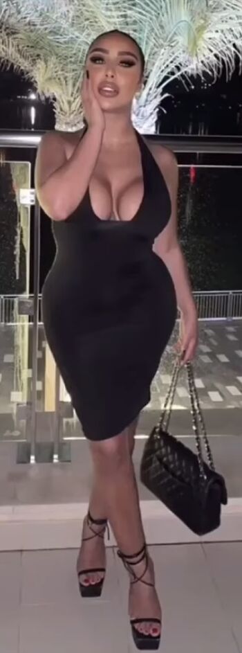 Full leaked Loubna private photo