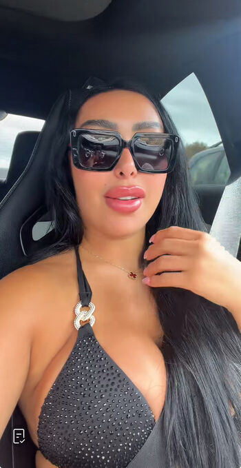 Full leaked Loubna private photo