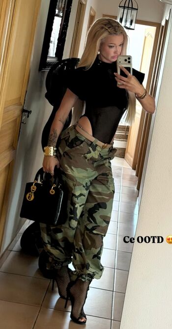 Full leaked Loukaki private photo