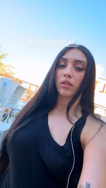 Lourdes Leon