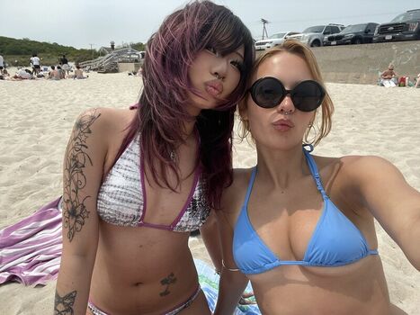 Full leaked Lovemeize private photo