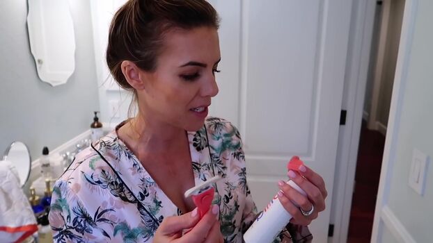 Full leaked Lovesweatfitness private photo