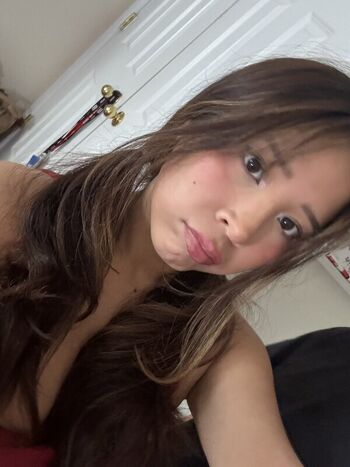 Full leaked Luciabunni private photo