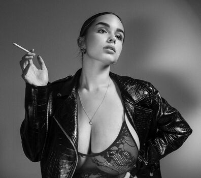 Full leaked Lucile private photo