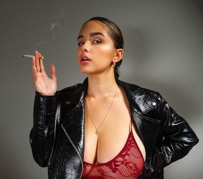 Full leaked Lucile private photo