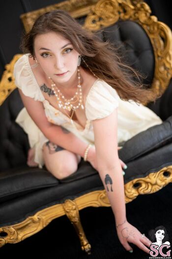 Full leaked Luckicharmed page private photo