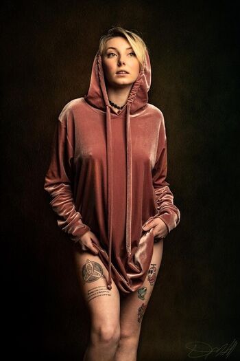 Full leaked Luckicharmed page private photo