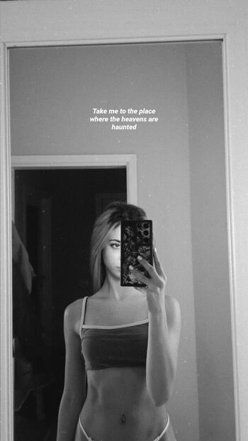 Full leaked Lucrelisa private photo