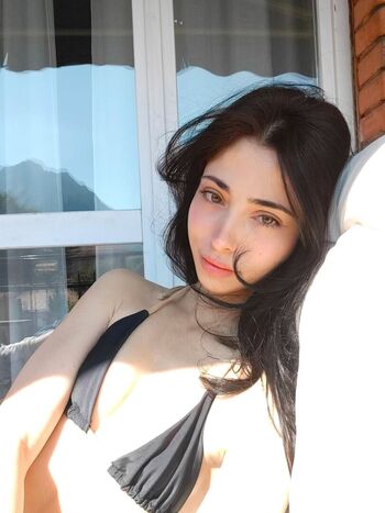 Full leaked Lucrelisa private photo