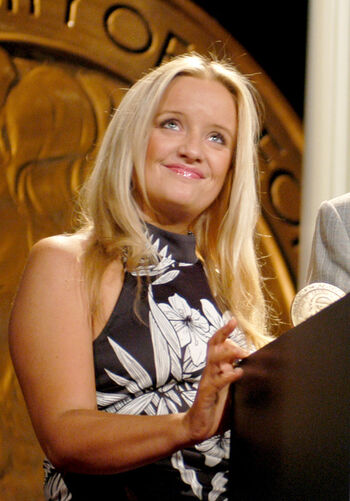 Full leaked Lucy davis private photo