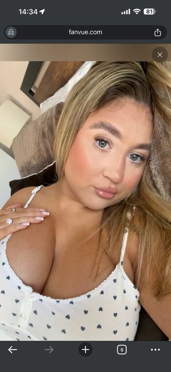 Full leaked Lucy fairwyn private photo