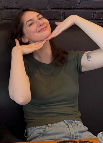 Full leaked Lucy james private photo