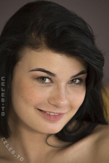 Full leaked Lucy li private photo