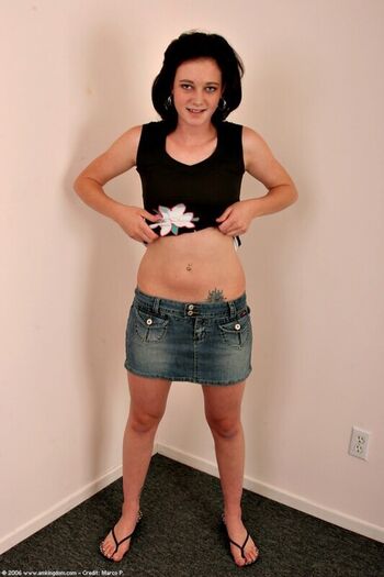 Full leaked Lucy skye private photo