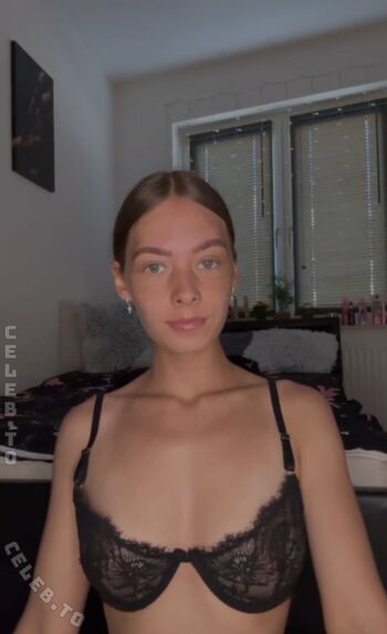 Full leaked Lucywhoelse private photo