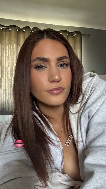 Full leaked Lucyy moss private photo