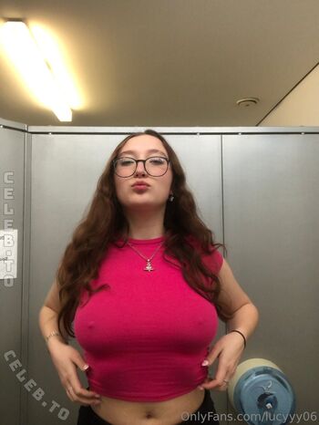 Full leaked Lucyyy private onlyfans photo