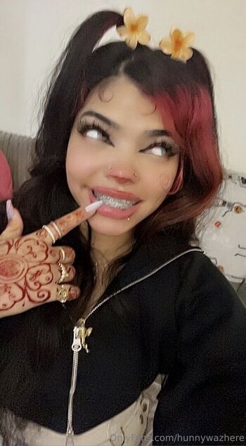 Full leaked Lulhunny page private photo
