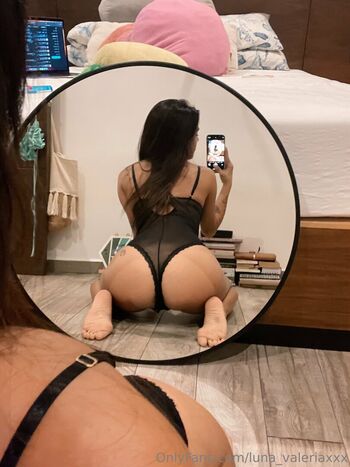 luna_valeriaxxx