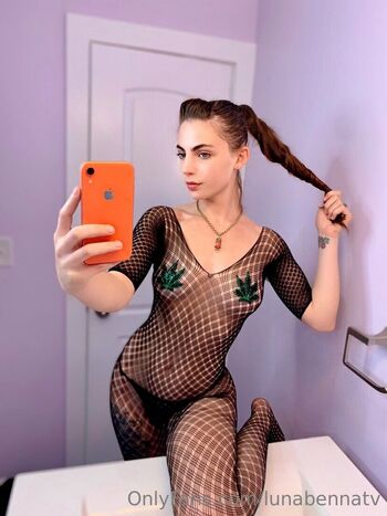 Full leaked Lunabennatv private photo