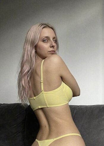 Full leaked Lunacantsee page private onlyfans photo