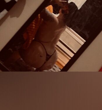 Full leaked Lusciouslyss private photo