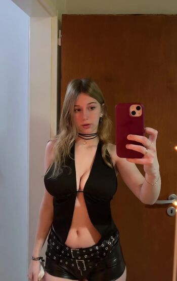 Full leaked Luu dailoff private photo