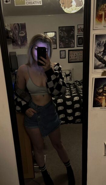Full leaked Luuucy private photo