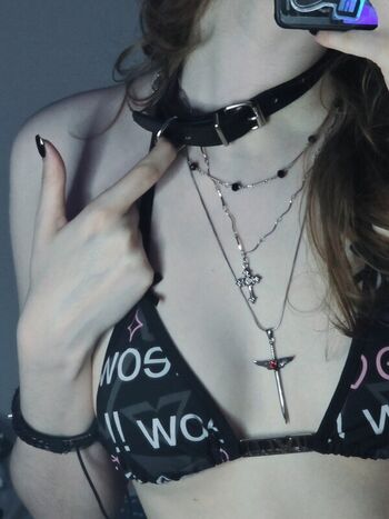 Full leaked Luvlesskitty private photo