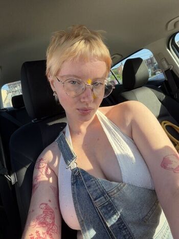 Full leaked Luvliii private photo