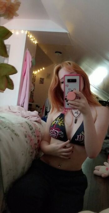 Full leaked Luvmepleas private photo