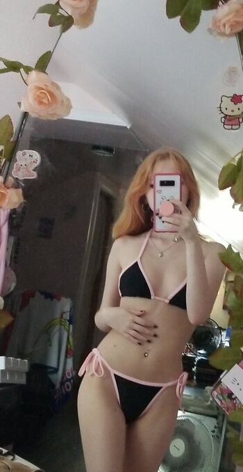 Full leaked Luvmepleas private photo