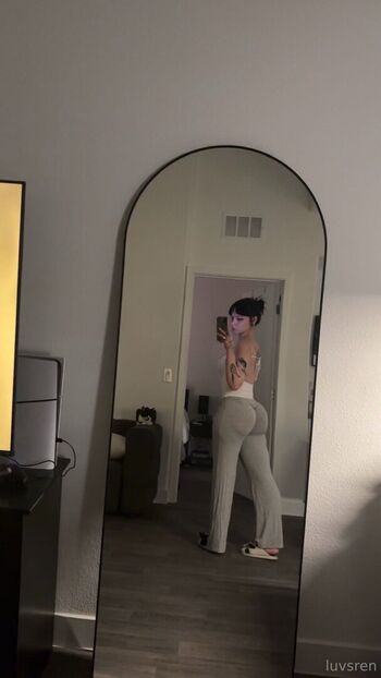 Full leaked Luvsbbyren private photo
