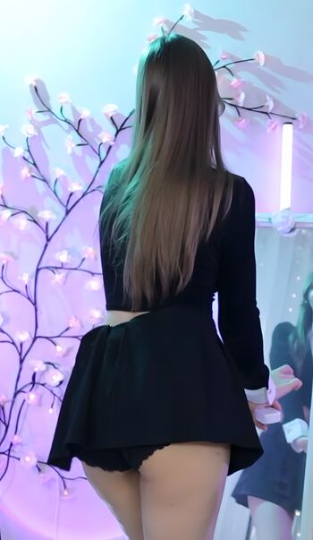 Full leaked Lyasyaa page private photo