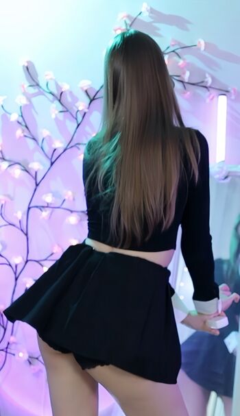 Full leaked Lyasyaa page private photo