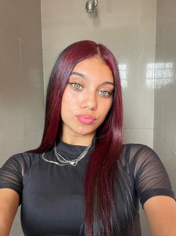 Full leaked Lynique meyer page private photo
