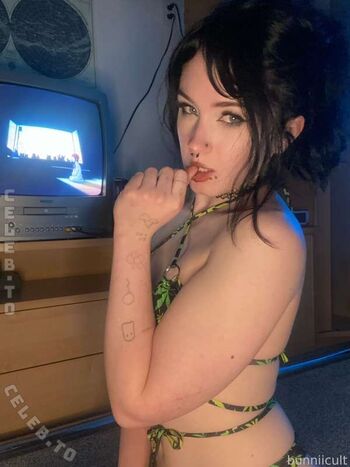 Full leaked Lyra lux private photo