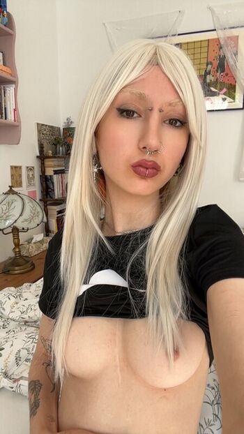 Full leaked Lysathedoll private photo