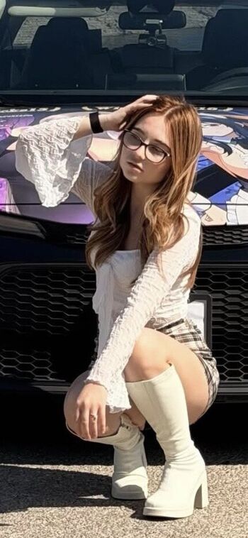 Full leaked Lyssaurora page private photo