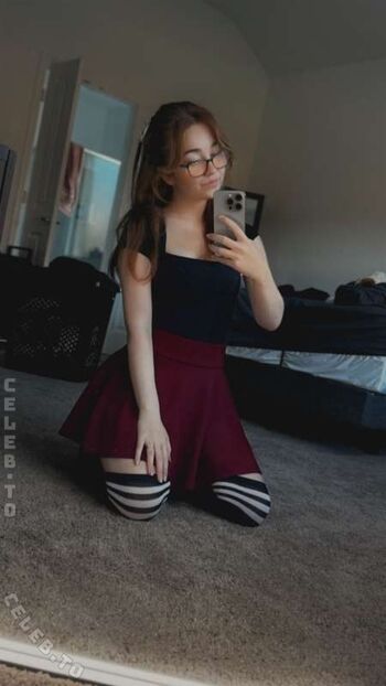 Full leaked Lyssaurora page private photo