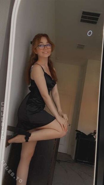 Full leaked Lyssaurora page private photo